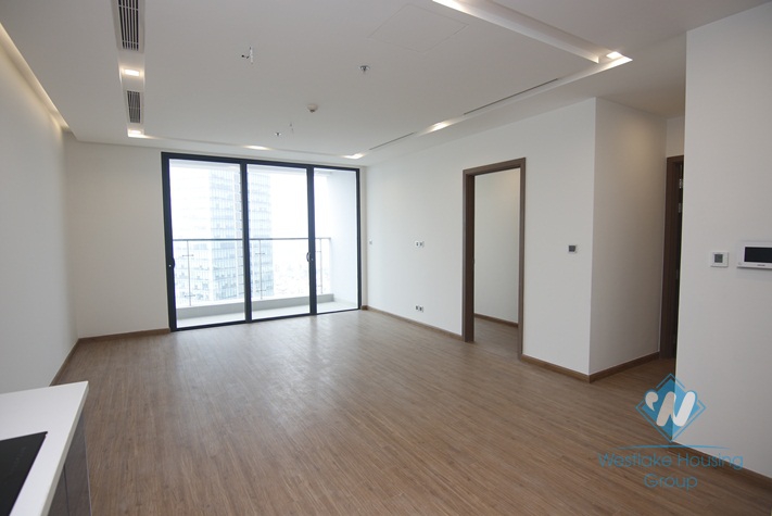 Two bedrooms apartment waiting furnished for rent in Vinhome Metropolis, Ha Noi